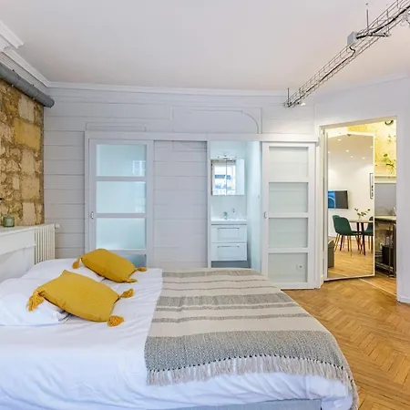 Guestready - Loft - Place De La Bourse * Бордо